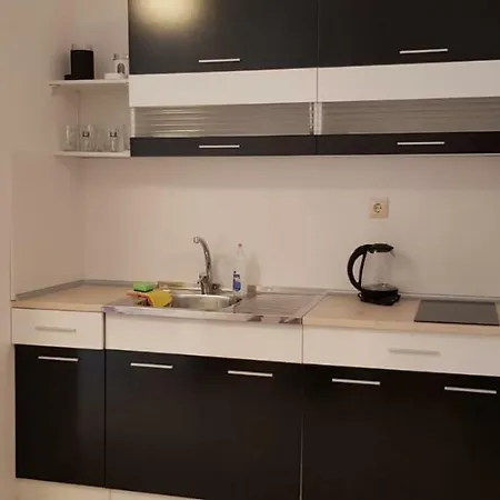 Tarsis Studio דירה סאני ביץ'