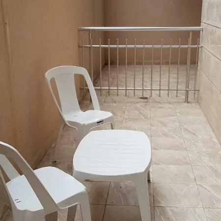 Tarsis Studio * סאני ביץ'